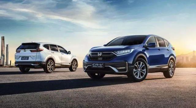 媒體視角 | 還在糾結(jié)怎么買(mǎi)車(chē)？200萬(wàn)用戶認(rèn)準(zhǔn)的CR-V了解一下？